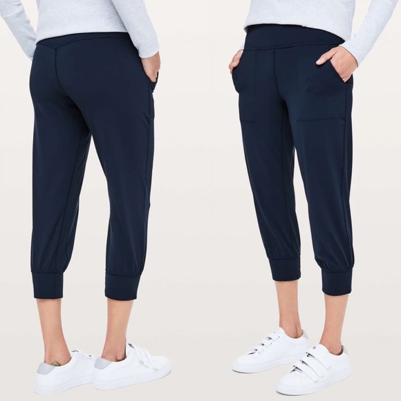Lululemon Align Jogger Crop *23" True Navy - Picture 1 of 5